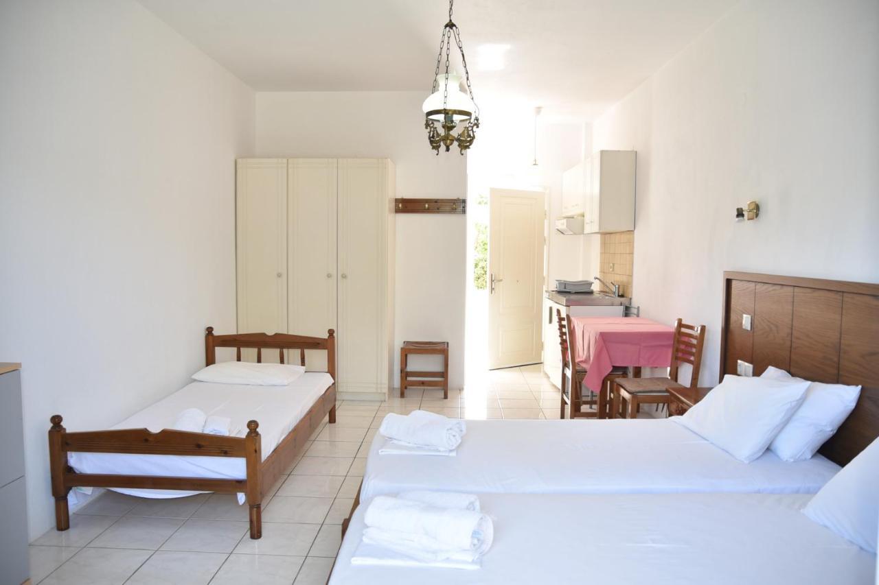 Appartement Sani Kasimis à Kyparissia Extérieur photo