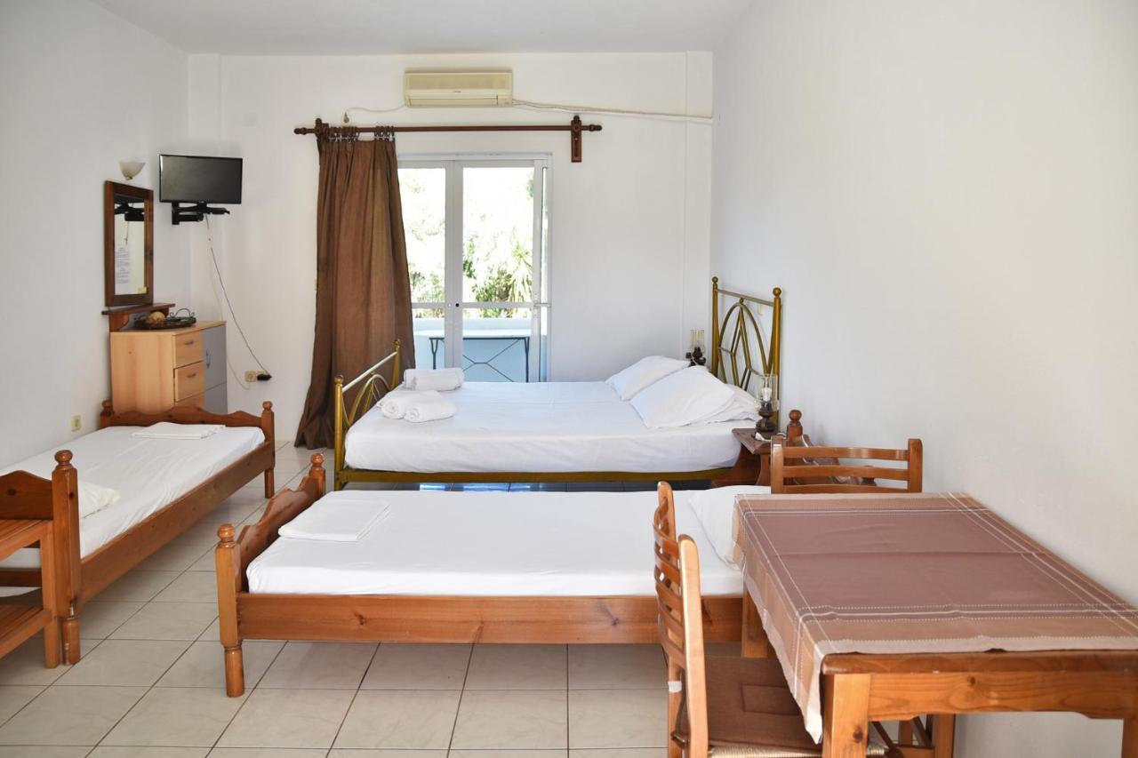 Appartement Sani Kasimis à Kyparissia Extérieur photo