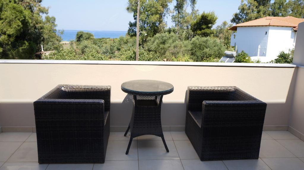 Appartement Sani Kasimis à Kyparissia Extérieur photo